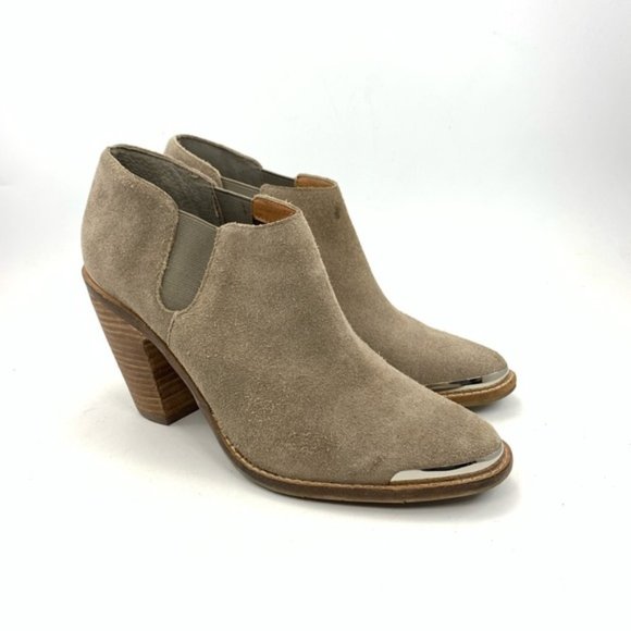 Dolce Vita Shoes - Dolce Vita gray suede booties size 9